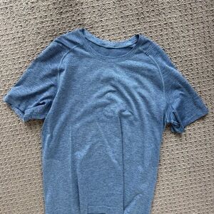 lululemon athletica Blue Short Sleeve Tee